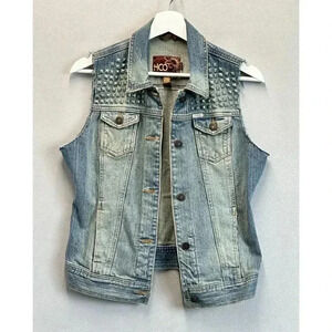 Hollister HCO Jean Jacket Womens Sz Medium Sleeveless‎ Denim Studs Button Front